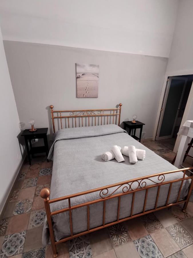 Whiteflower Apartments Bari Kültér fotó