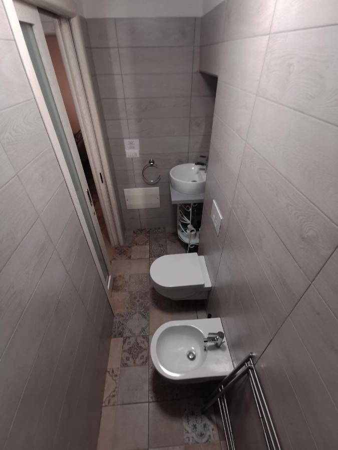 Whiteflower Apartments Bari Kültér fotó