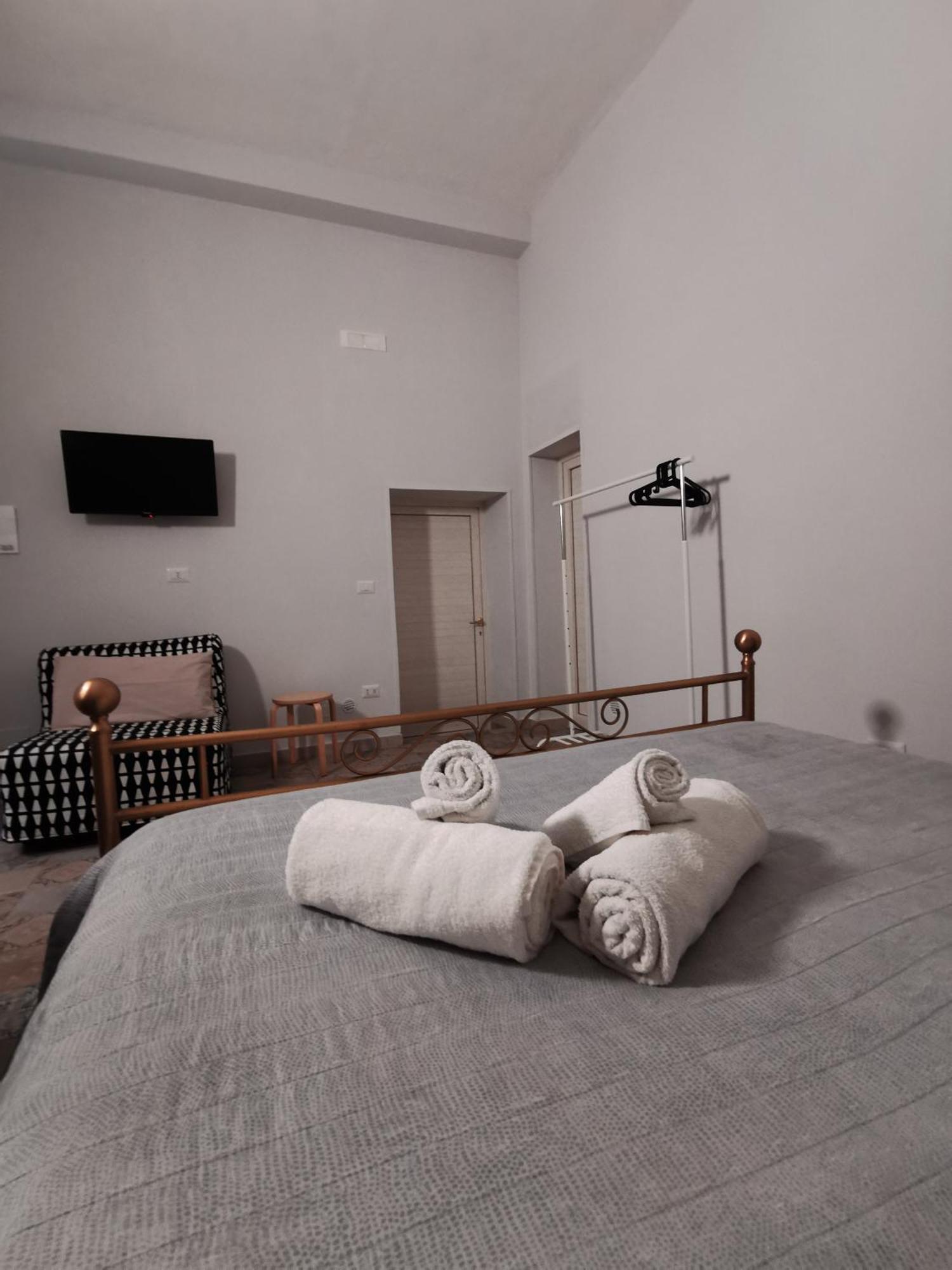 Whiteflower Apartments Bari Szoba fotó